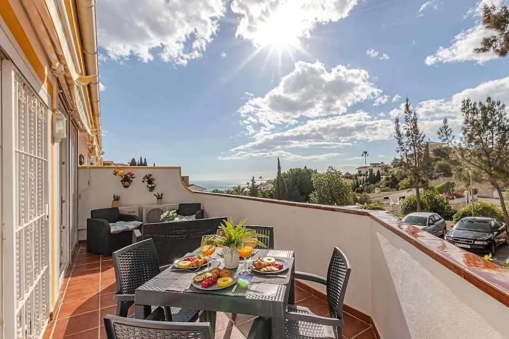 797Holidayrentals- Apartamento En Torremuelle Con Terraza Y Piscina Benalmadena