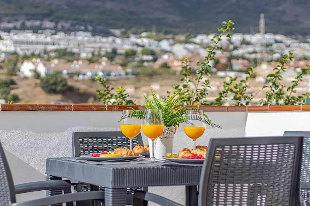 797Holidayrentals- Apartamento En Torremuelle Con Terraza Y Piscina Benalmadena Spain